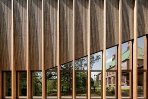 Serlachius Gösta pavilion in Mäntta, the old Serlachius pavilion reflected in the new contemporary building - picture Pedro Pegenaute